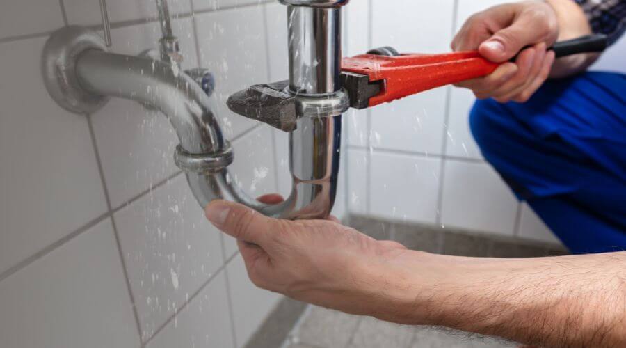 Electronic Leak Detection in Elnora, IN